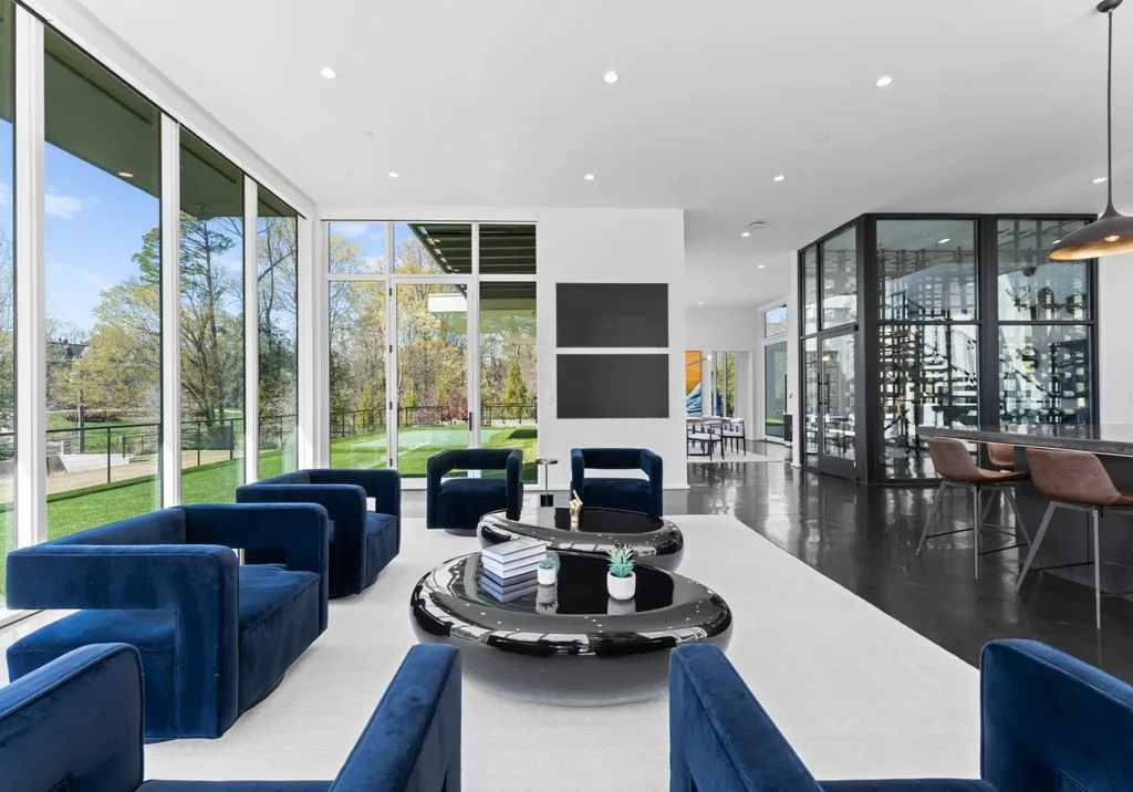 4817 Carmel Park Dr A Remarkable 14.999M North Carolina Estate Delivering Bold Design and Enduring Luxury 11