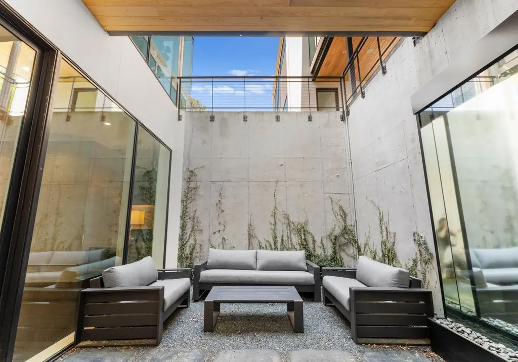 4817 Carmel Park Dr A Remarkable 14.999M North Carolina Estate Delivering Bold Design and Enduring Luxury 6