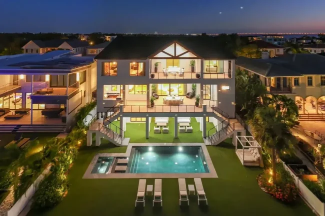Tampa Bay Luxury Real Estate: A Modern Coastal Retreat for $9.8 Million