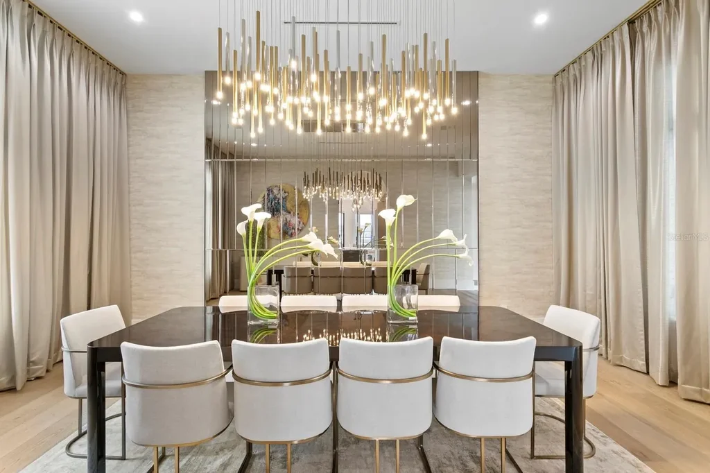 Luxury waterfront home in Tampa – front exterior of 5107 W Homer Ave with modern coastal design