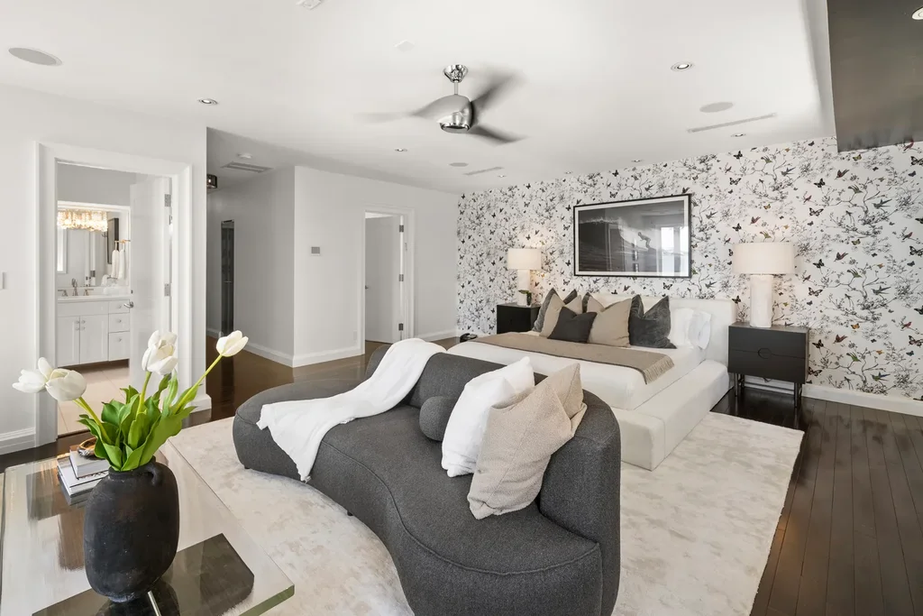 5940 N Bay Rd – Miami Beach Home for Sale at 169M A Landmark Waterfront Estate 10