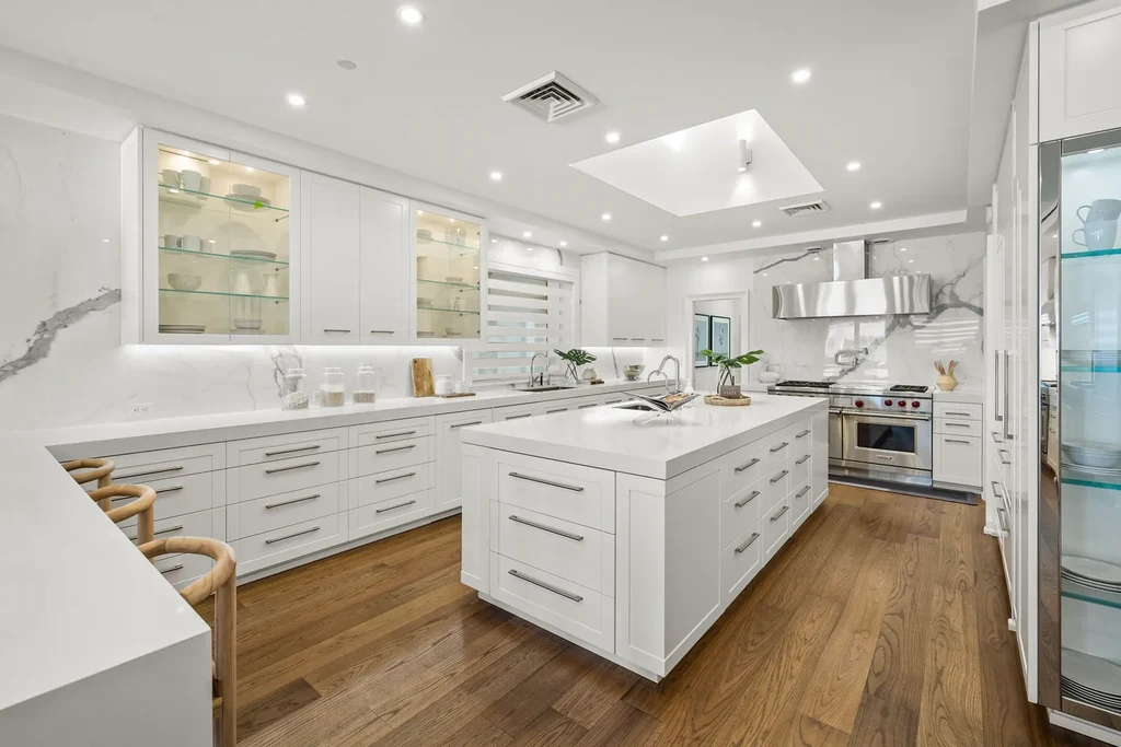 5940 N Bay Rd – Miami Beach Home for Sale at 169M A Landmark Waterfront Estate 2
