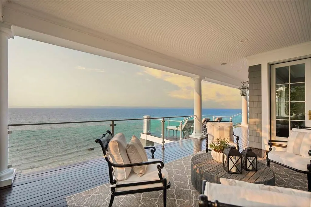 6194 Bay Ridge Dr Unveils Greywalls a Spectacular 13.495M Lake Michigan Masterpiece 18