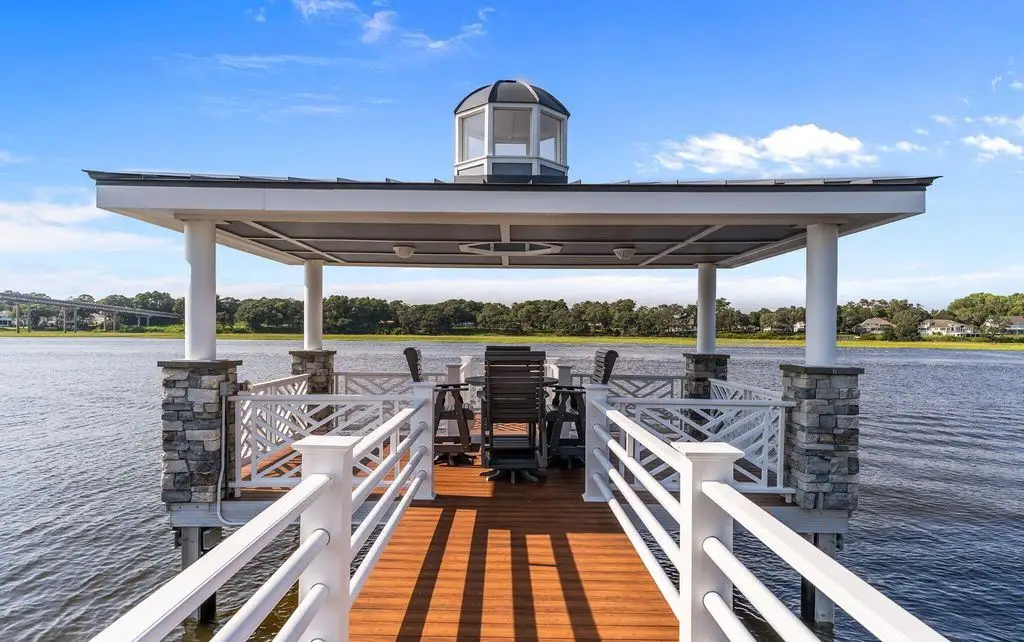 98 Laurinburg Street Captivating North Carolina Waterfront Estate Designed for Refined Coastal Living 18
