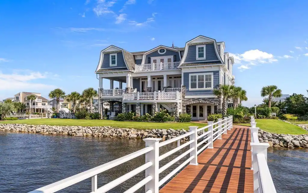 98 Laurinburg Street Captivating North Carolina Waterfront Estate Designed for Refined Coastal Living 19