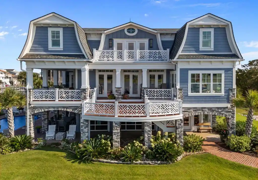 98 Laurinburg Street Captivating North Carolina Waterfront Estate Designed for Refined Coastal Living 2
