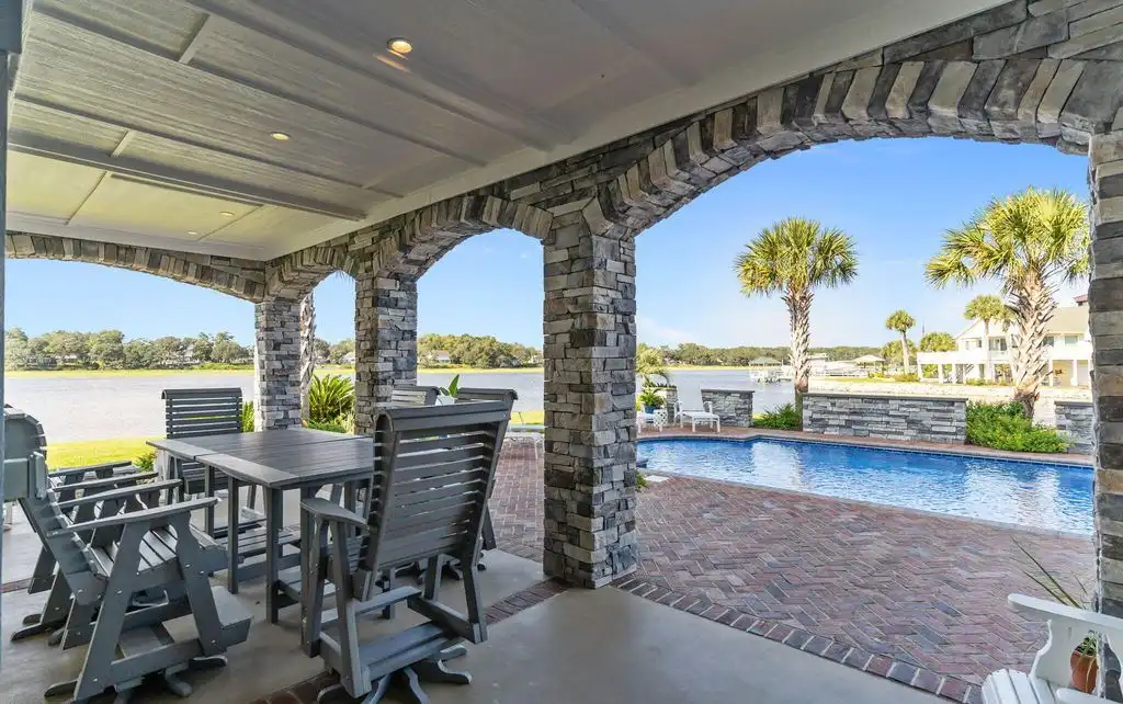 98 Laurinburg Street Captivating North Carolina Waterfront Estate Designed for Refined Coastal Living 20