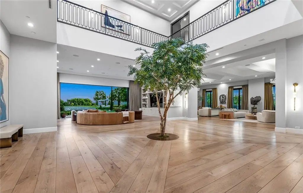 A Lavish Statement of Design Excellence 2100 Stratford Cir Is Californias Most Extraordinary 39.9M Trophy Estate 6