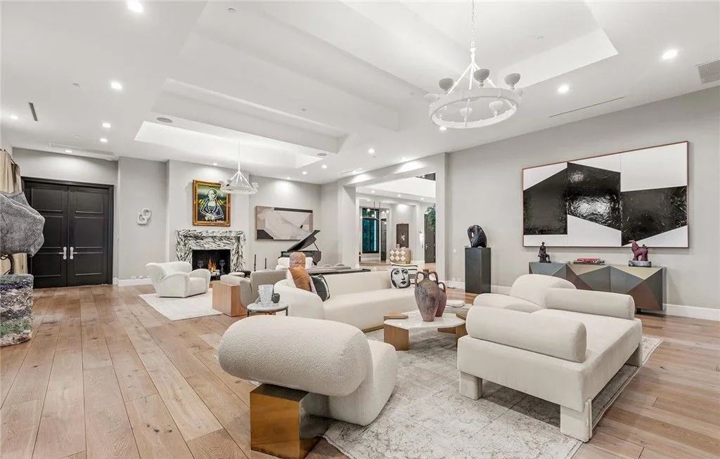 A Lavish Statement of Design Excellence 2100 Stratford Cir Is Californias Most Extraordinary 39.9M Trophy Estate 9