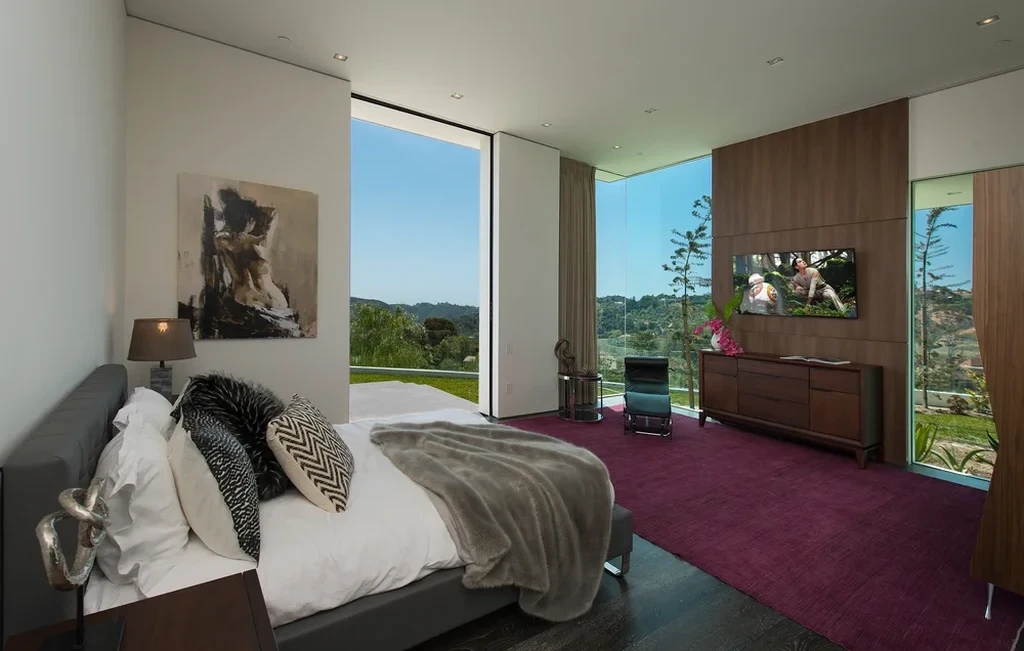 Benedict Canyon 2016 by Whipple Russell Architects a Beverly Hills Home Designed for Outdoor Living and Artful Entertaining 11
