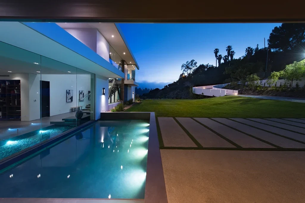 Benedict Canyon 2016 by Whipple Russell Architects, a Beverly Hills Home Designed for Outdoor Living and Artful Entertaining