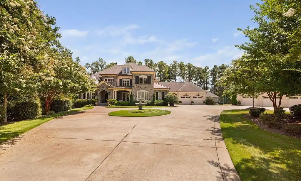 Breathtaking Estate at 1340 Eagleson Ln by Rodger L. Caldwell Lists for 6777000 2