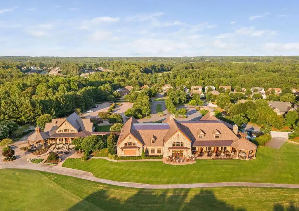 Breathtaking Estate at 1340 Eagleson Ln by Rodger L. Caldwell Lists for 6777000 23