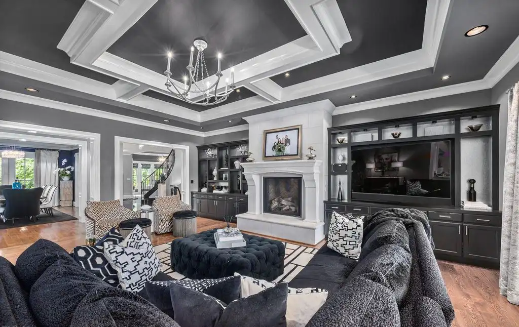 Breathtaking Estate at 1340 Eagleson Ln by Rodger L. Caldwell Lists for 6777000 6
