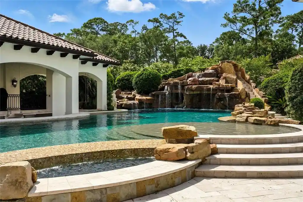 Breathtaking Estate at 701 W Friar Tuck Ln Showcases Premier Outdoor Entertaining in Texas 13