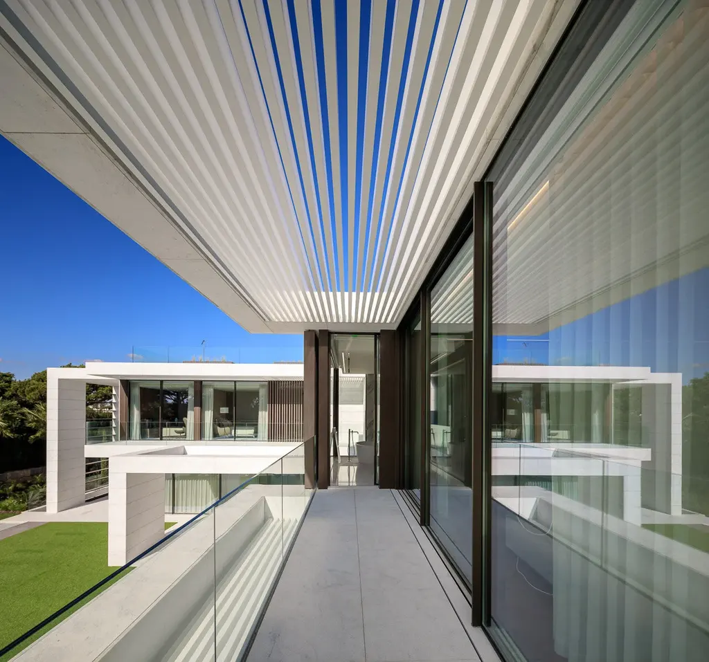 Casa MS by Vasco Vieira Arquitectos A Contemporary Oceanfront Haven in Algarve 8