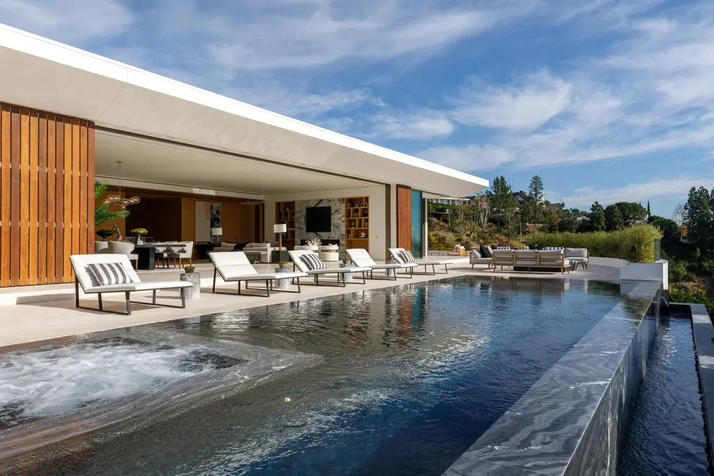 Delvin House by IR Architects A Modern Beverly Hills Residence Blending Privacy Light and Elevated Living 6