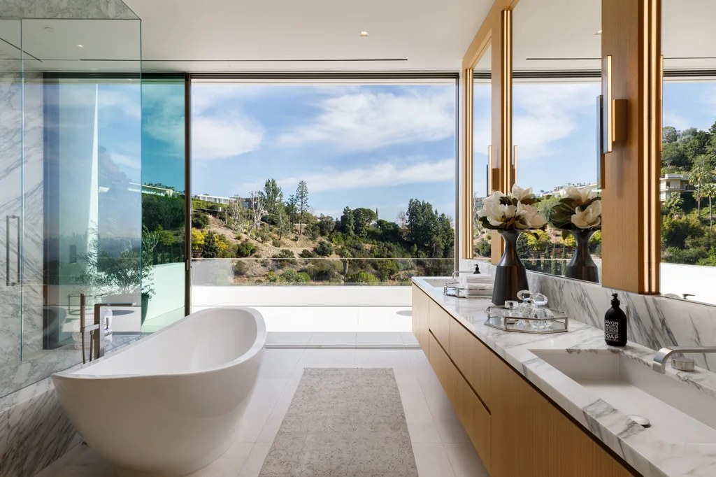 Delvin House by IR Architects A Modern Beverly Hills Residence Blending Privacy Light and Elevated Living 7