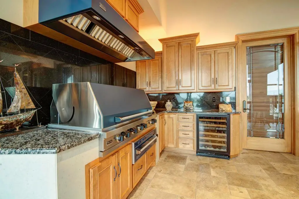 Exclusive 5696 School Dr Residence on 33 Acres in Wisconsin Listed for 4.5 Million 11