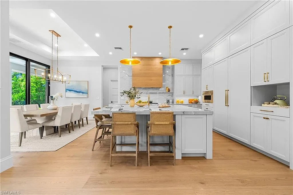 Exquisite 448 Devils LN A Modern Coastal Jewel in the Heart of Naples 8