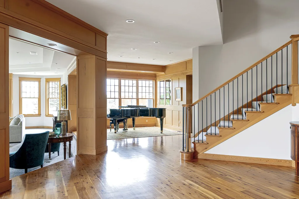 Extraordinary Estate at 2300 N 75th St Offers Rare Opportunity to Own a Boulder Icon 12