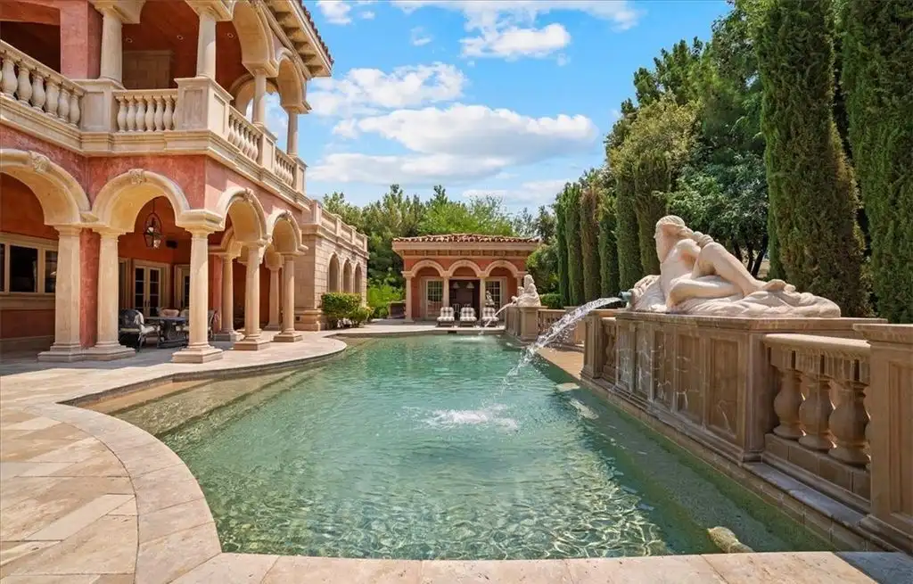 Luxury Italian Villa at 19 Eagles Landing Ln Blends European Elegance with Modern Nevada Living 24
