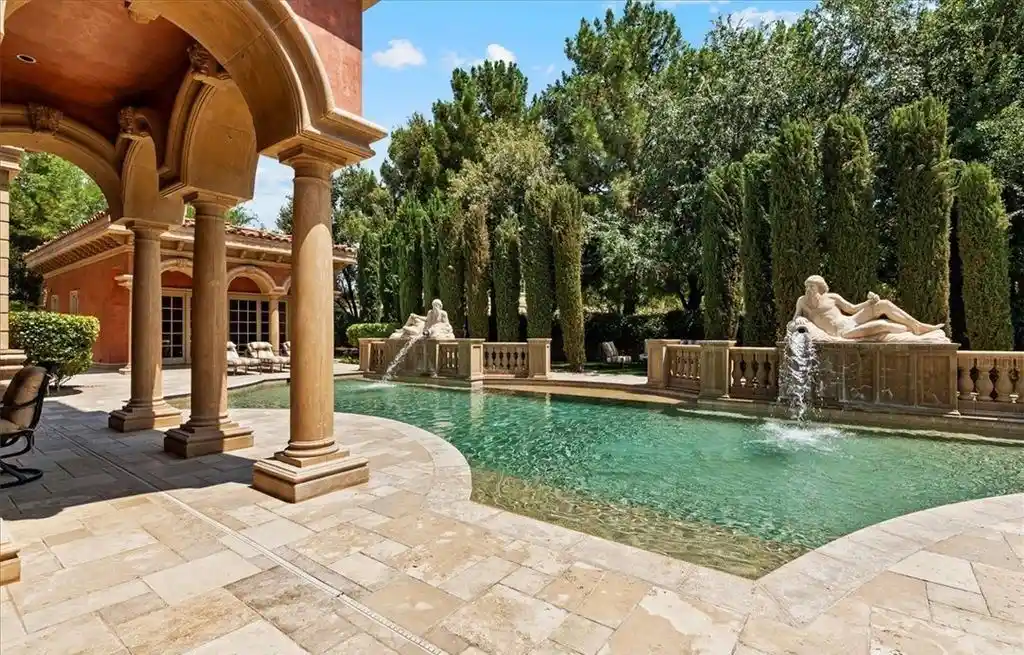 Luxury Italian Villa at 19 Eagles Landing Ln Blends European Elegance with Modern Nevada Living 27
