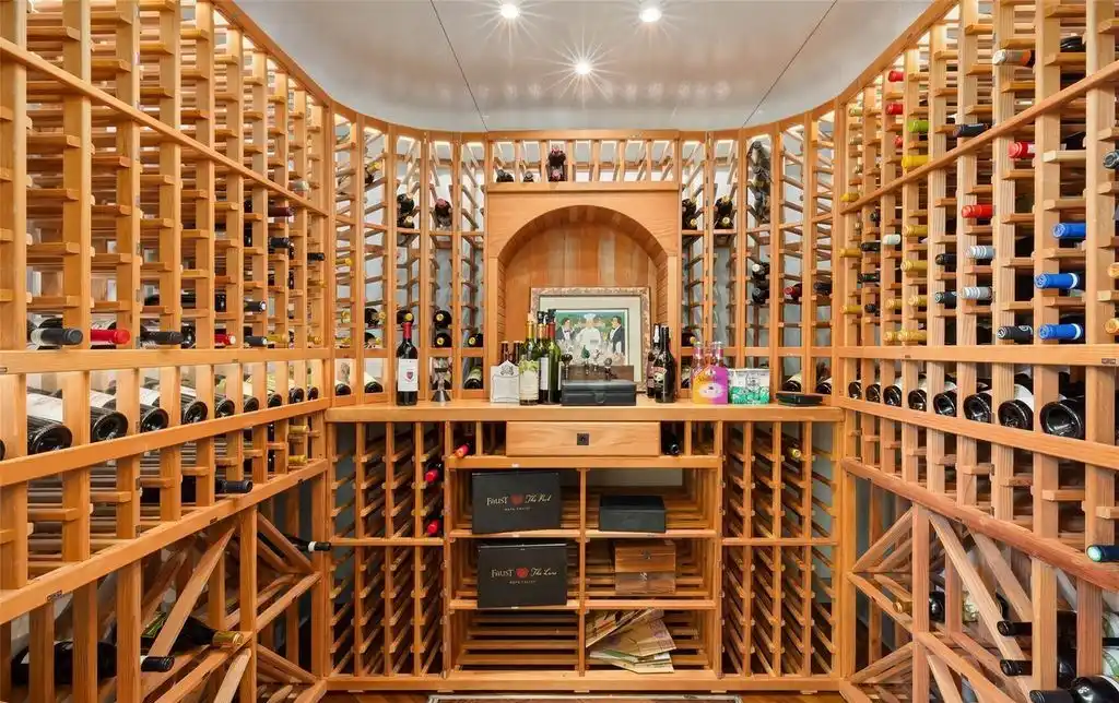 Magnificent Krekow Jennings Home at 5051 US Highway 12 Hits the Market for 9.9 Million 15