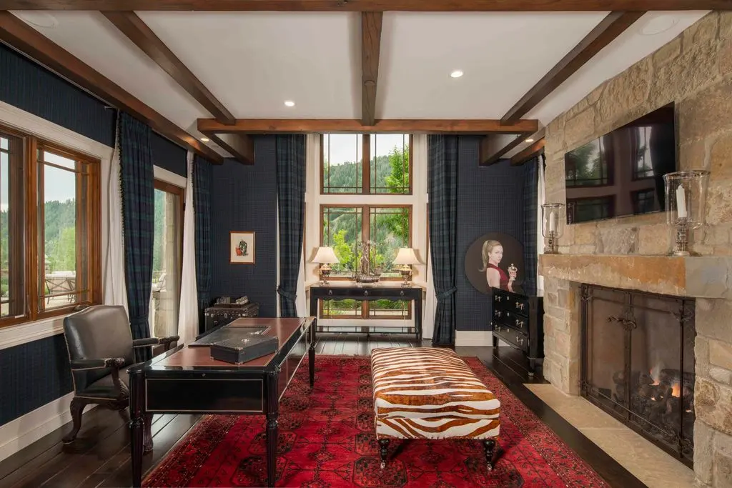 Spectacular 102 Farnlun Pl Residence Offers Elevated Living and Unmatched Grandeur in Idaho Asking 22 14