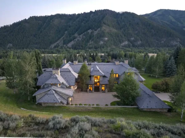 Exquisite Idaho Estate with 360-Degree Views on 3.5 Acres Listed for $22.5 Million