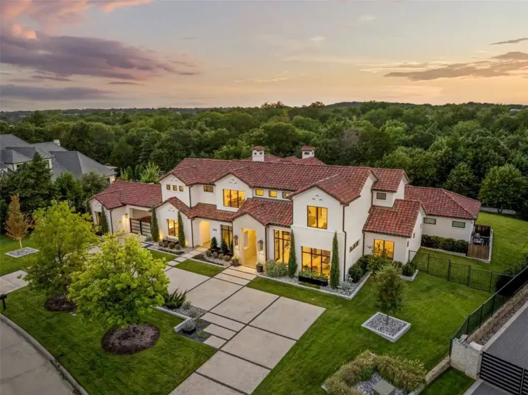 Exquisite Santa Barbara–Inspired DeCavitte Estate in Texas Offers Privacy and Luxury for $6,495,000