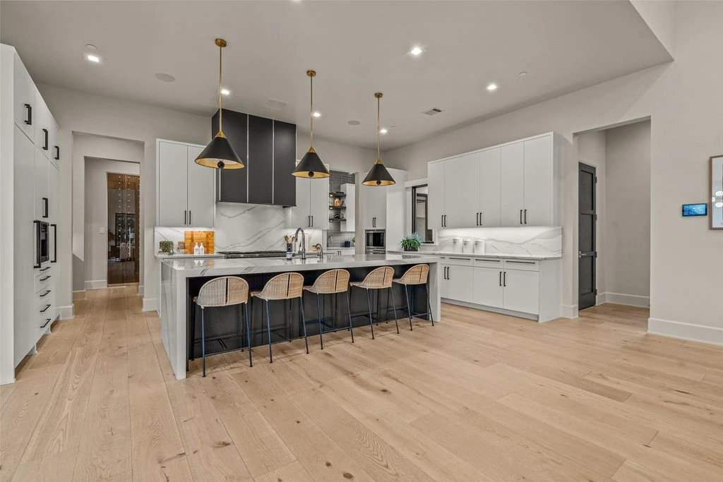 Spectacular 1785 Terra Bella Dr Estate Showcasing Santa Barbara Elegance and Preserve Views in Texas Asking 6 10