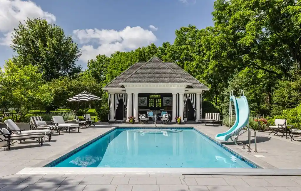 Spectacular 4141 W 116th St Property Combines Privacy with Proximity to Elite Amenities in Indiana Asking 11 21