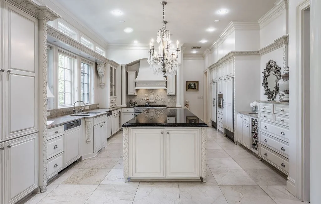 Spectacular 4141 W 116th St Property Combines Privacy with Proximity to Elite Amenities in Indiana Asking 11 9
