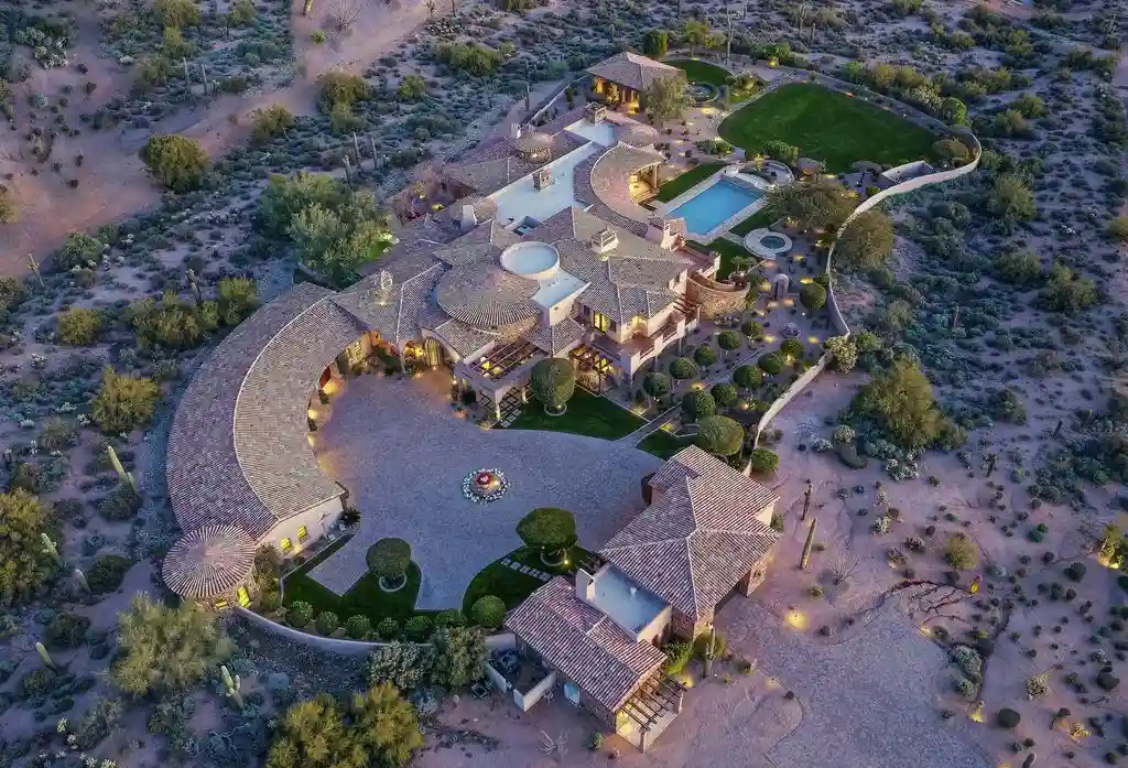 Step Inside the Iconic 10201 E Happy Valley Rd Edward Chavezs 14.5M Italian Inspired Masterpiece 1