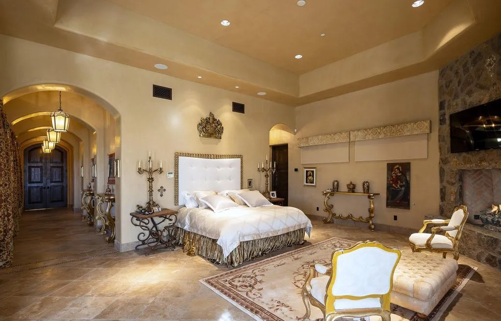Step Inside the Iconic 10201 E Happy Valley Rd Edward Chavezs 14.5M Italian Inspired Masterpiece 14