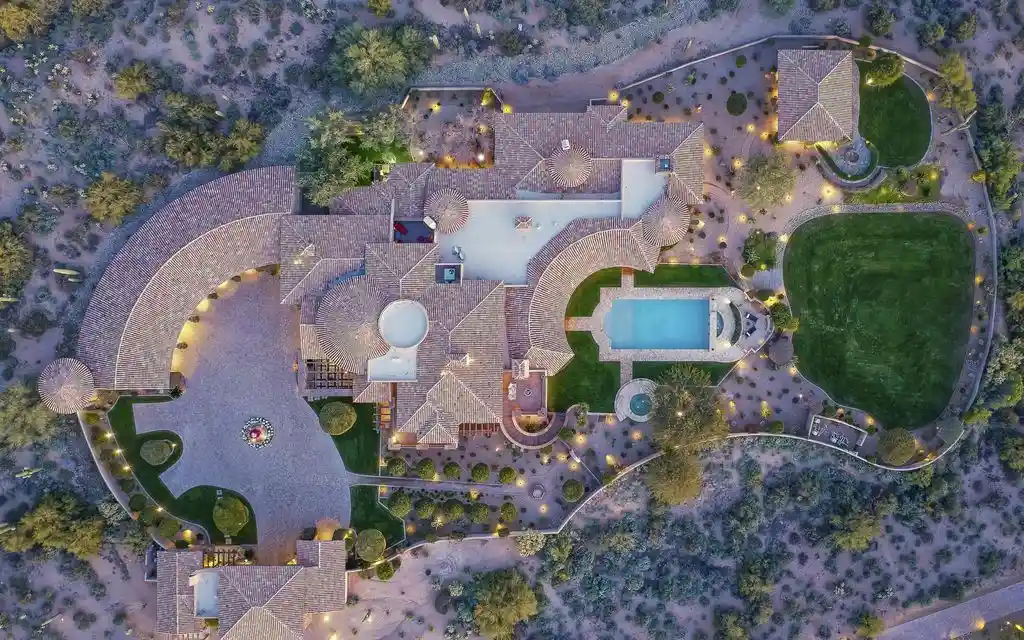 Step Inside the Iconic 10201 E Happy Valley Rd Edward Chavezs 14.5M Italian Inspired Masterpiece 23