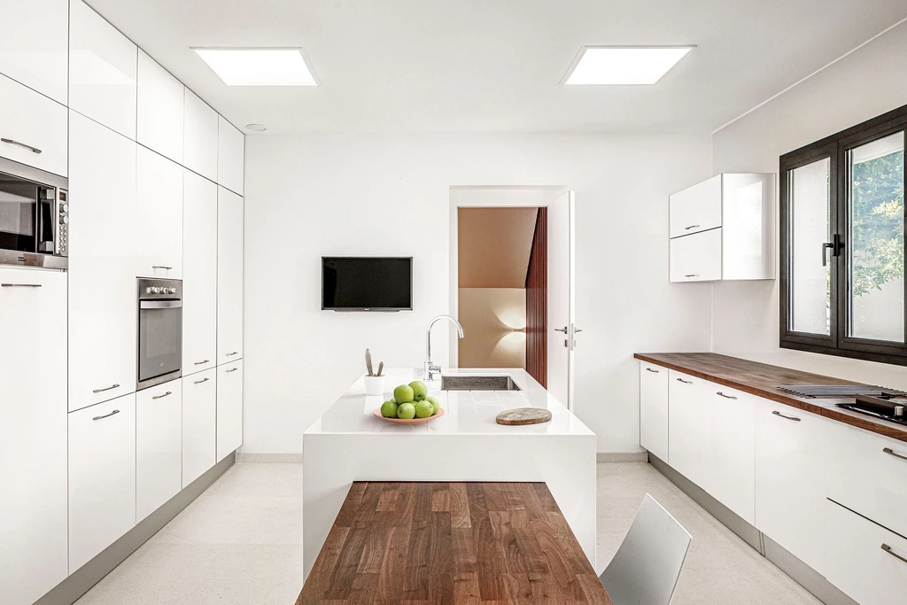 Villa C by Yachar Bouhaya Architect, A White Modernist Residence in Casablanca Balancing Functionality and Light