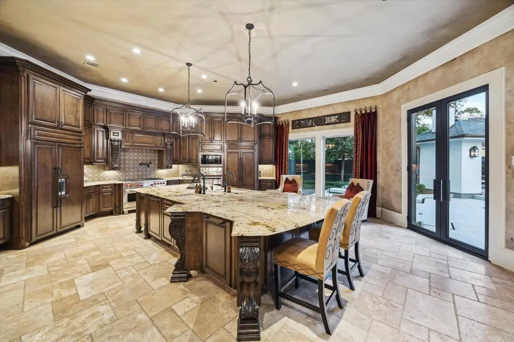 11095 Memorial Dr Extraordinary Texas Estate Showcasing Timeless Architecture Lists for 8.8 Million 10
