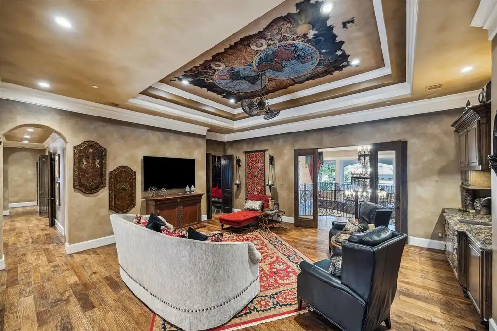 11095 Memorial Dr Extraordinary Texas Estate Showcasing Timeless Architecture Lists for 8.8 Million 15