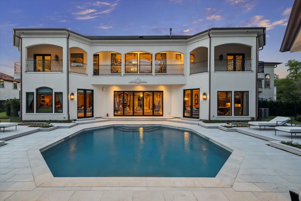 11095 Memorial Dr Extraordinary Texas Estate Showcasing Timeless Architecture Lists for 8.8 Million 22
