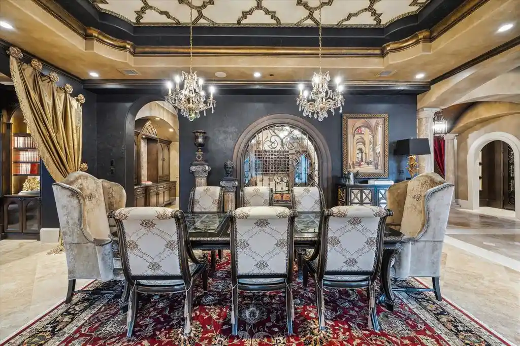11095 Memorial Dr Extraordinary Texas Estate Showcasing Timeless Architecture Lists for 8.8 Million 6