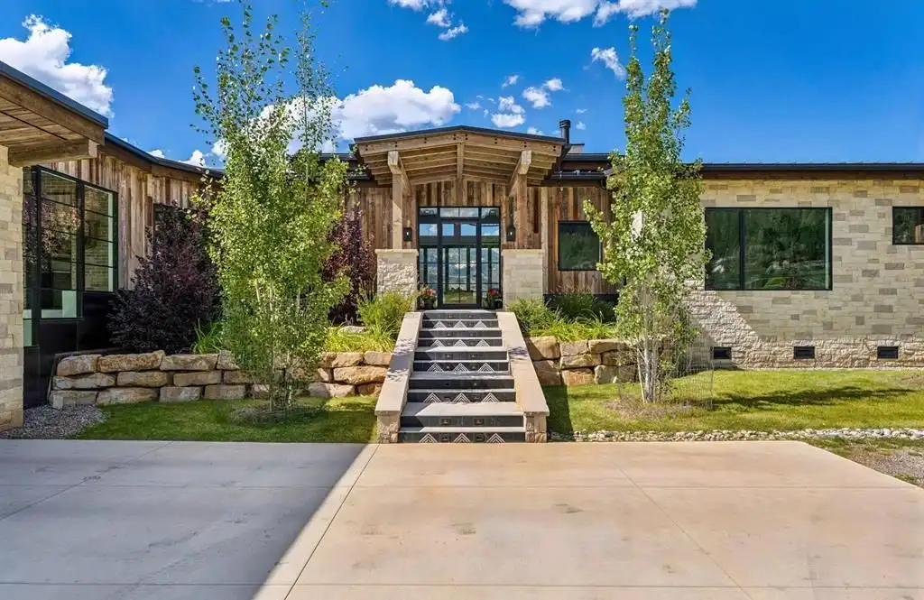 1701 CR 250 Spectacular 7.95M Colorado Riverfront Sanctuary with Panoramic 360° Views 2