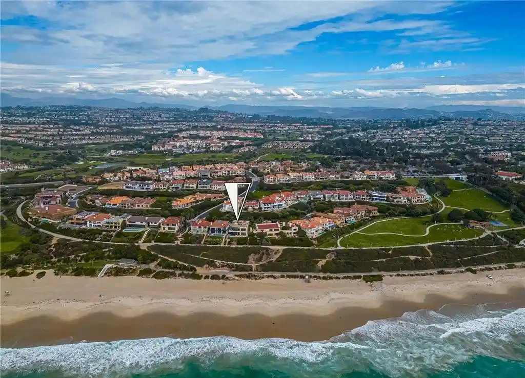 18 Ritz Cove Dr Exquisite California Oceanfront Estate Lists for 22.55 Million 15