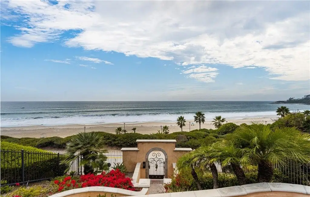 18 Ritz Cove Dr Exquisite California Oceanfront Estate Lists for 22.55 Million 16