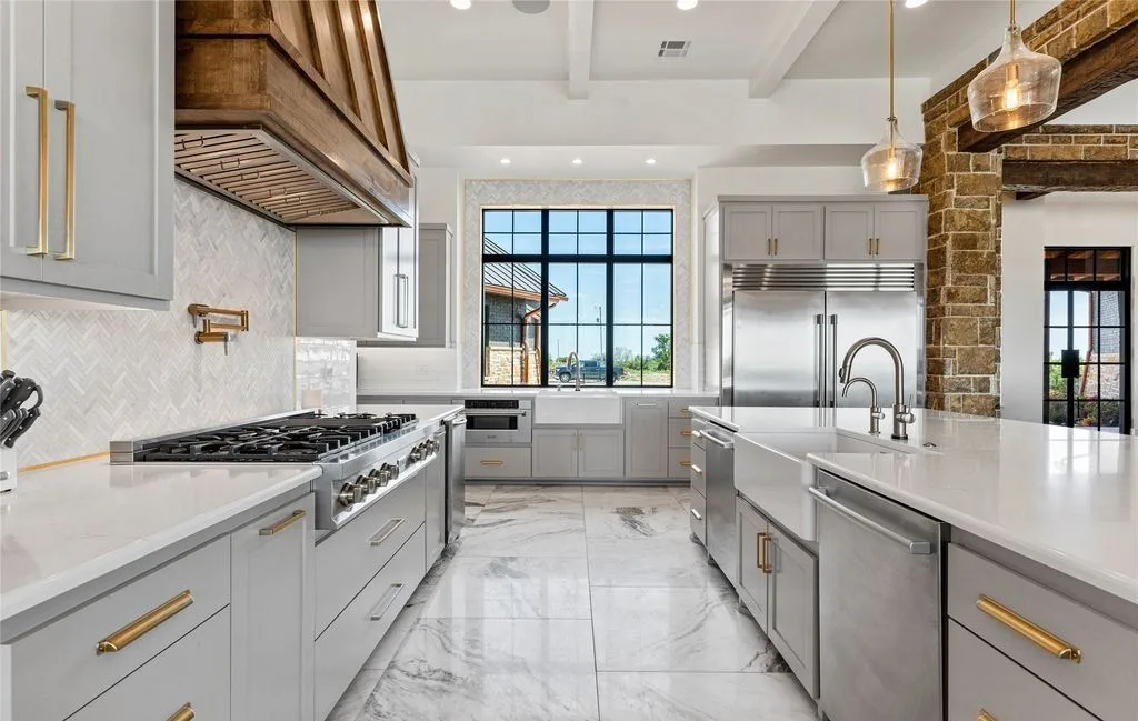 19001 W 41st St S Spectacular Oklahoma Estate with Panoramic Views and 4 Ponds Listed at 6.9 Million 13