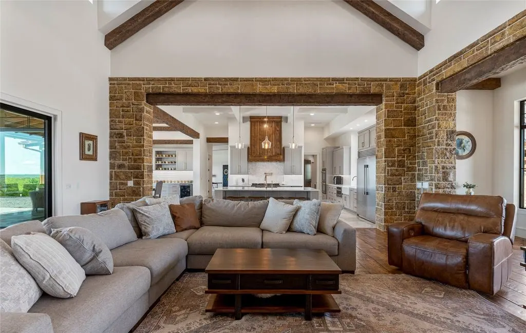 19001 W 41st St S Spectacular Oklahoma Estate with Panoramic Views and 4 Ponds Listed at 6.9 Million 9