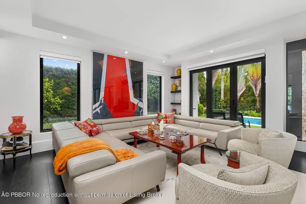 Contemporary $16.9M Palm Beach Retreat Showcasing Resort-Style Luxury and Timeless Elegance
