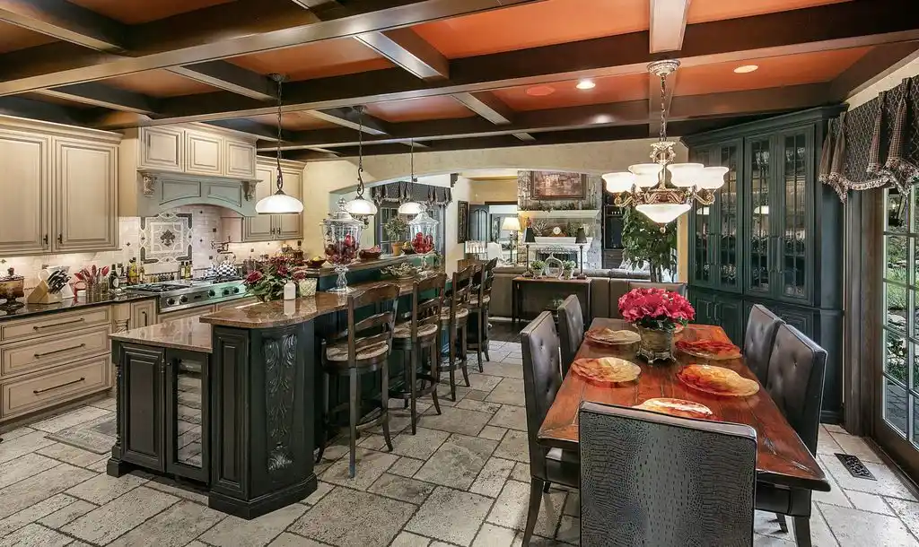 255 Villa Segrata North Ridge Rd An Extraordinary Tennessee Retreat of Serenity and Luxury for 8.88 Million 11