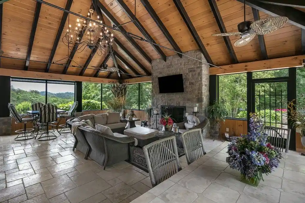 255 Villa Segrata North Ridge Rd An Extraordinary Tennessee Retreat of Serenity and Luxury for 8.88 Million 24